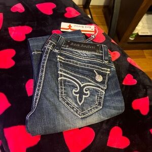 Women’s rock revival Johanna b